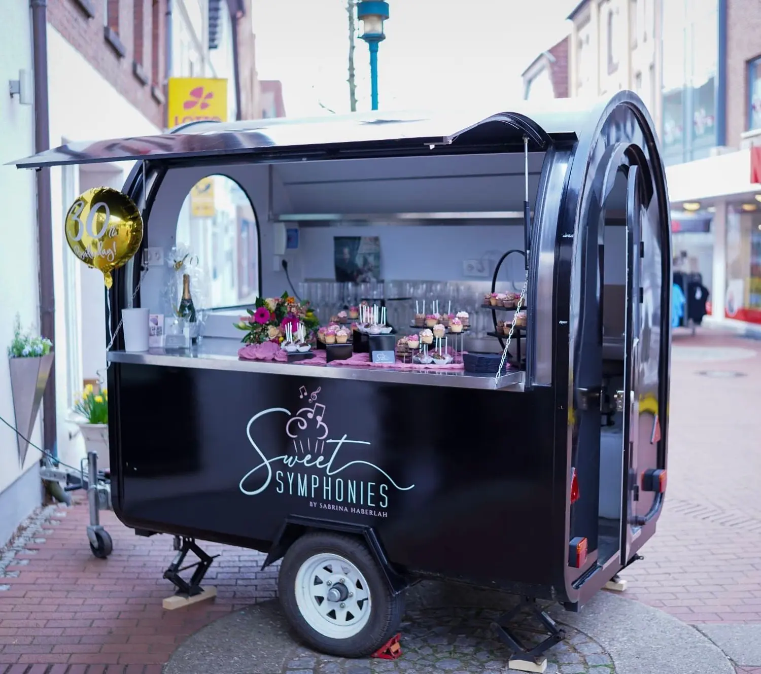 Sweet Symphonies von Sabrina Haberlah - Café - Sweet Symphonies – Der Foodtrailer für Ihre Veranstaltung
